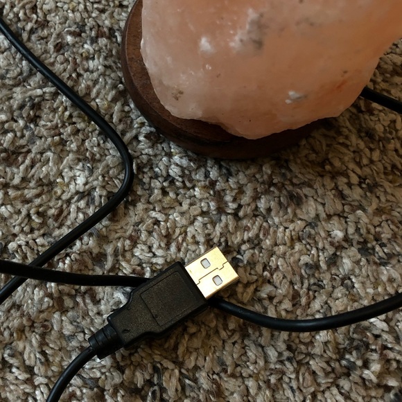 Mini Salt Lamp - Picture 5 of 5